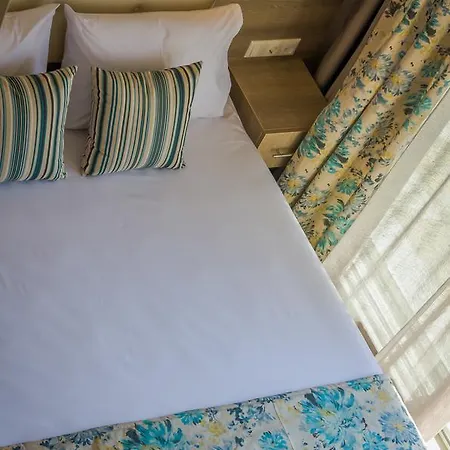 アパートホテル Arina Skála Marión