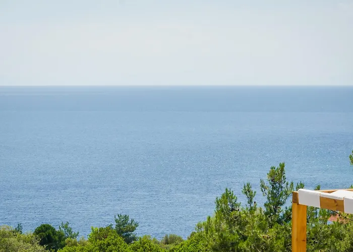 Arina Aparthotel Skala Marion