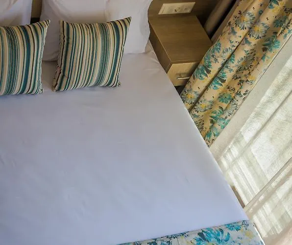 Aparthotel Arina Skala Marion